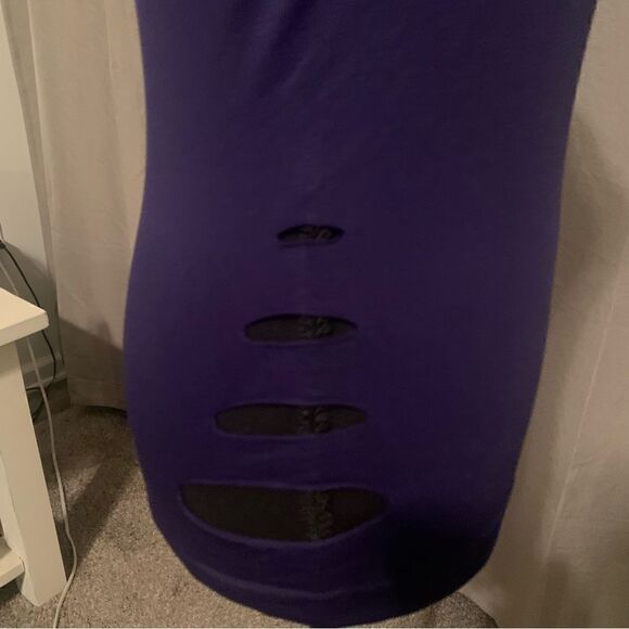 NWT Ladies Tank - Picture 2 of 9